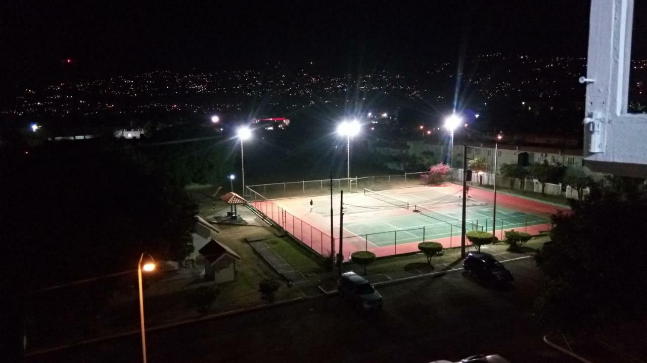 Oaklands Oasis Daire Kingston Dış mekan fotoğraf